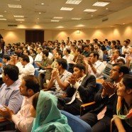 Memaknai Kuliah dan Mempersiapkan Diri di Dunia Kerja