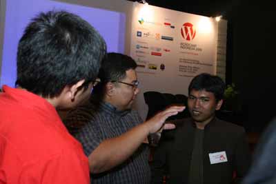 Habis Ngisi, Njelasin ke Yang Nggak Ngerti-Ngerti Juga ...