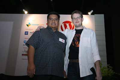 Oh Ternyata si Matt Mullenwerg, Pertemuan Bersejarah ... Founder IlmuKomputer.Com dengan Founder WordPress hihihi