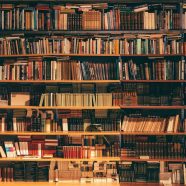 Knowledge Management: Konsep, Proses, Sistem atau Apa?